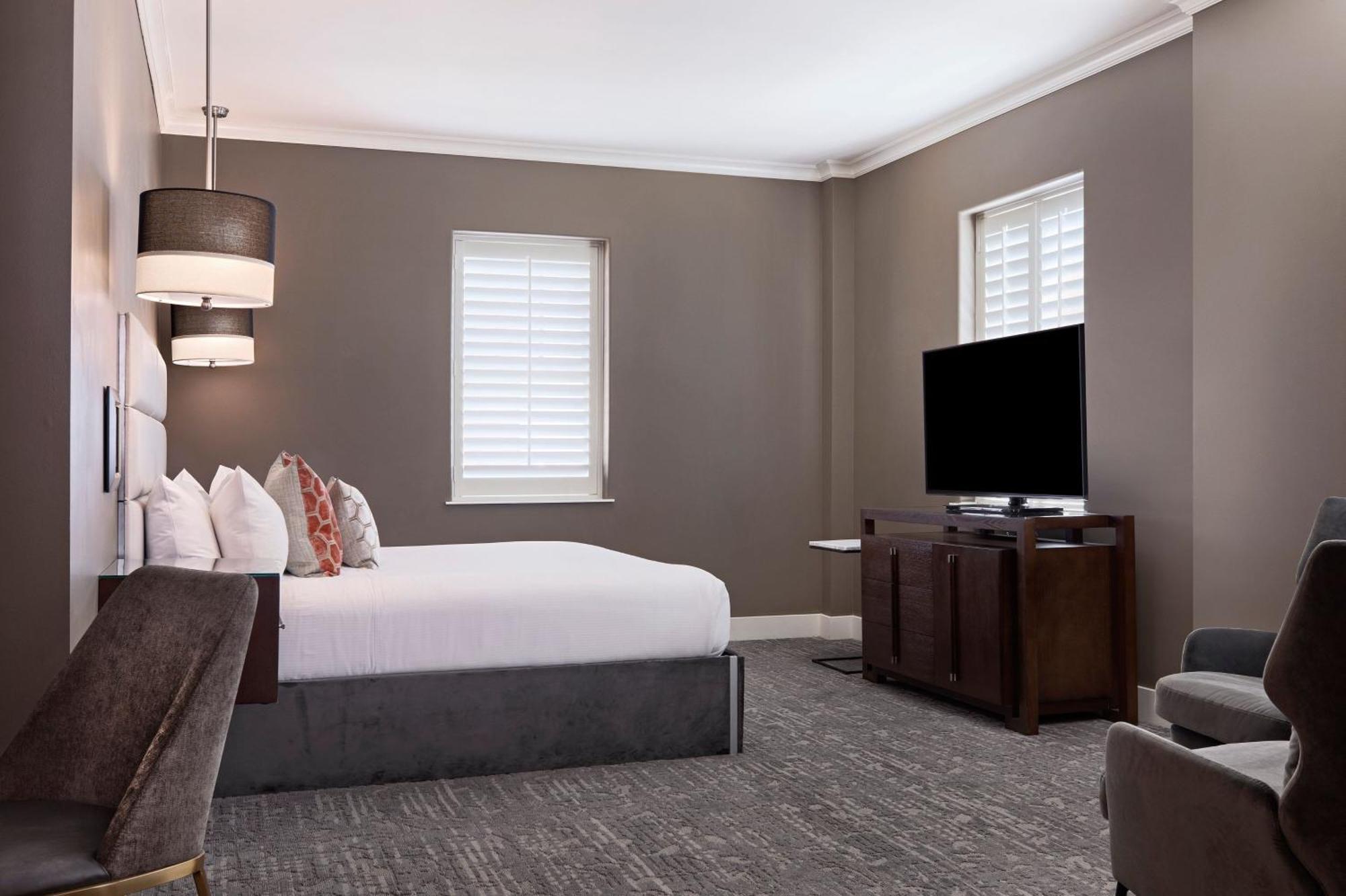 Ambassador City, Autograph Collection Hotel Oklahoma City