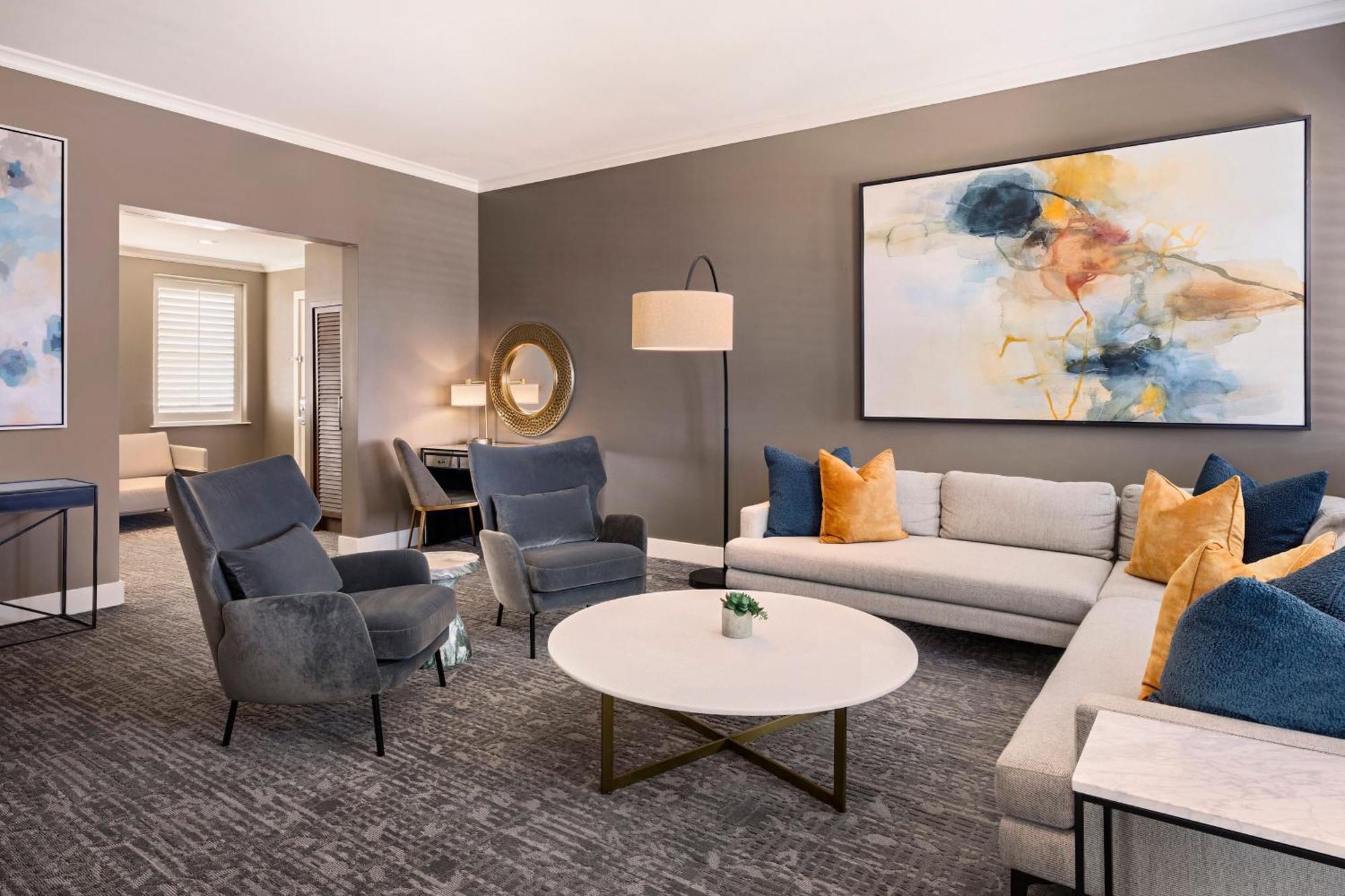 Ambassador City, Autograph Collection Hotel
